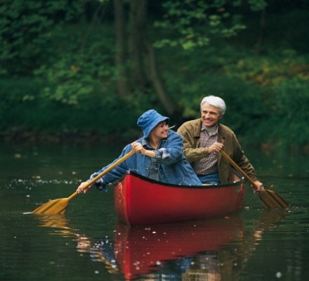 couple on canoe